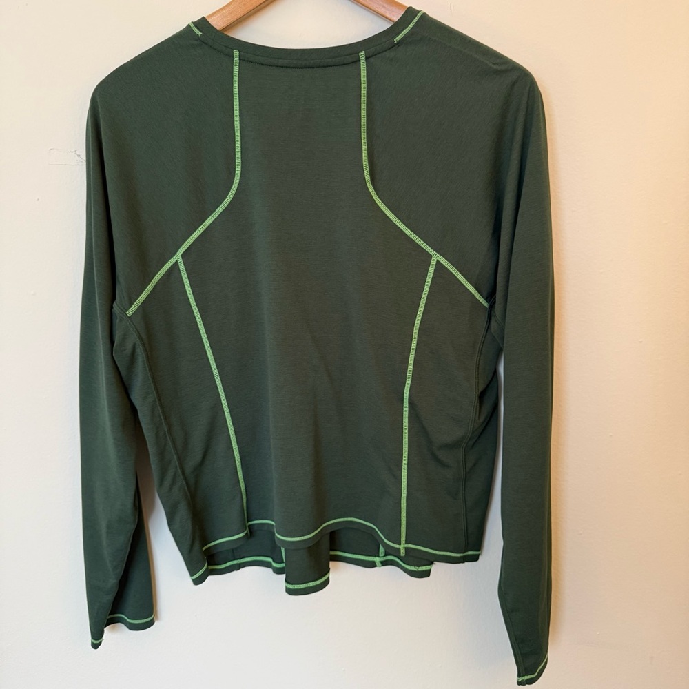 REI Women’s Green Fitness Athletic XL Long Sleeve Fast Dry Shirt - Picture 2 of 5